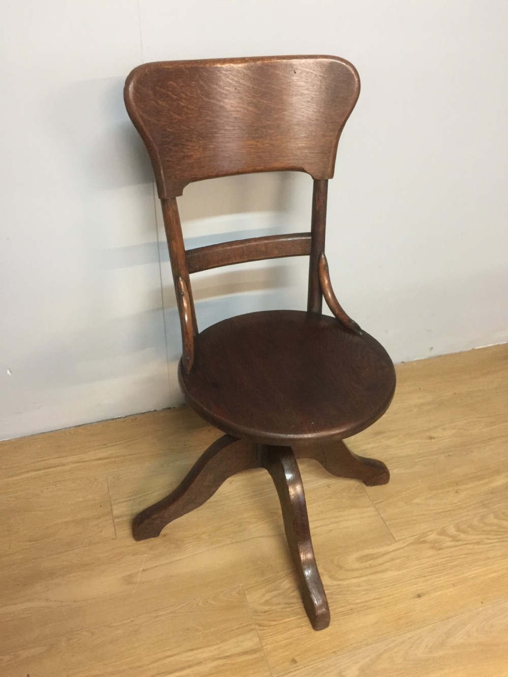 Solid  oak Edwardian “oail” height adjustable rotating office chair View VIII