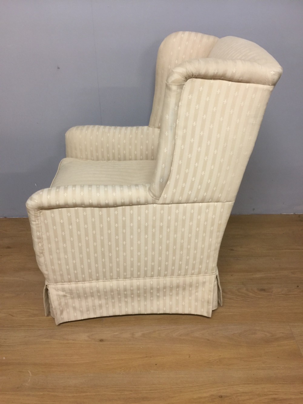Edwardian winged armchair View VII