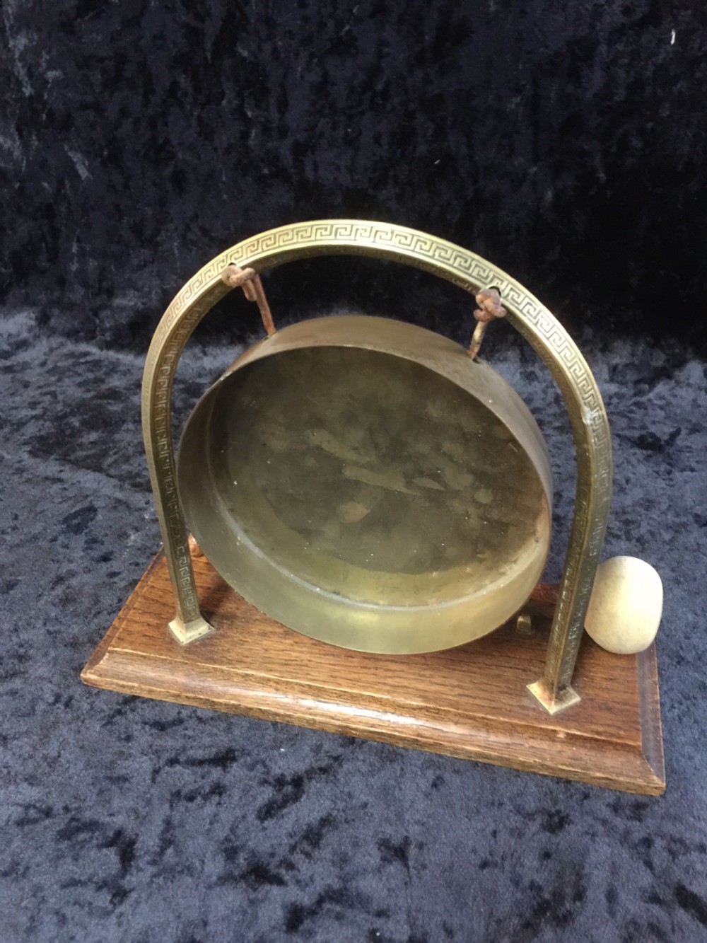 Edwardian oak and brass table dinner gong  View VI
