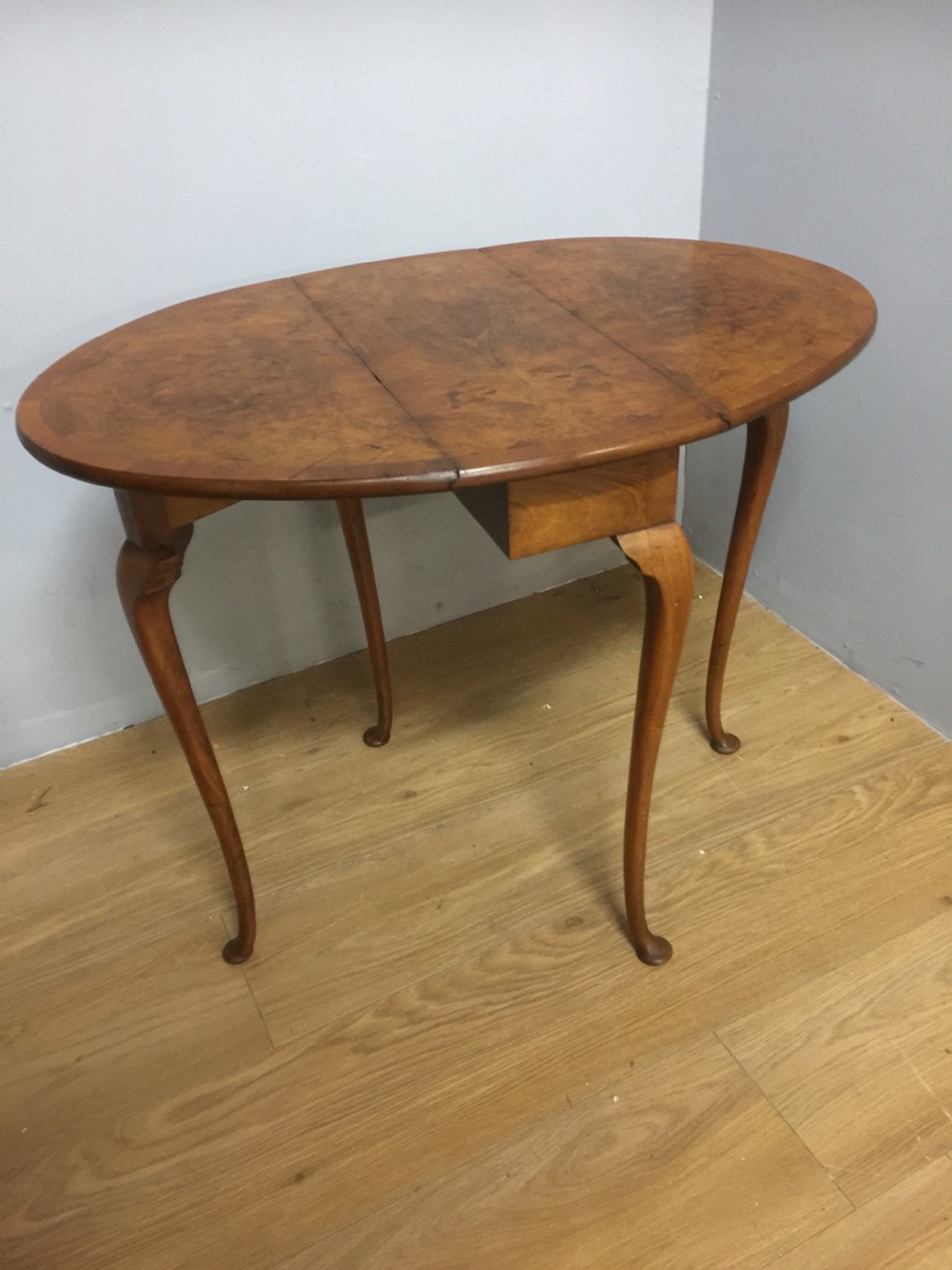 Small burr walnut drop leaf table circa 1900 View III