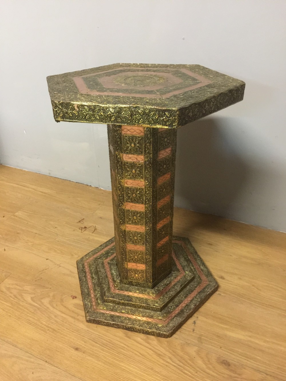 Anglo Indian hexagonal occasional table in brass and copper View IV