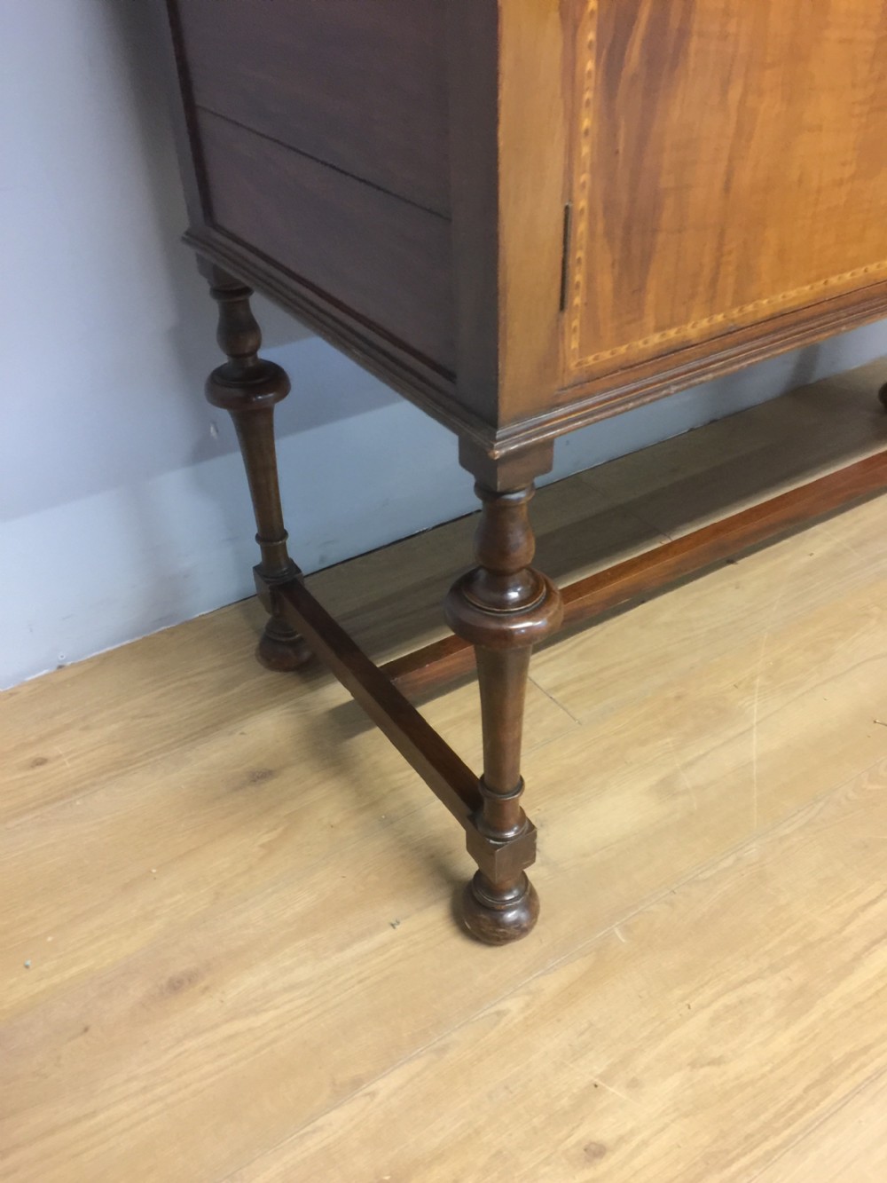 Inlaid burr walnut side cabinet on turned supports circa 1920 View VII