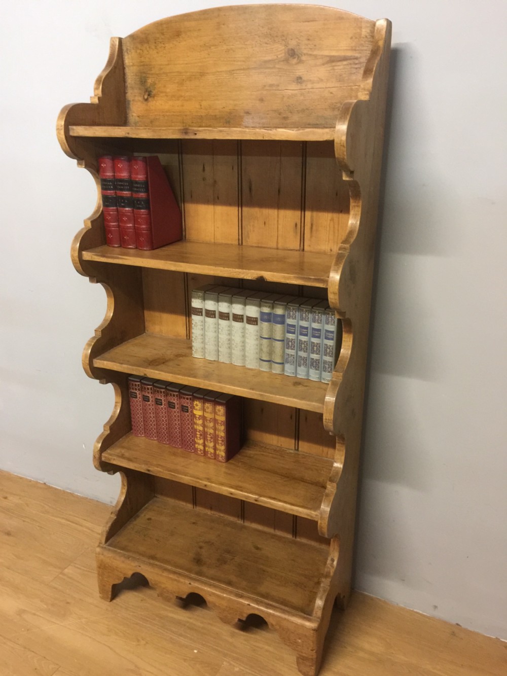 Nineteenth century slim pine bookshelves  View III