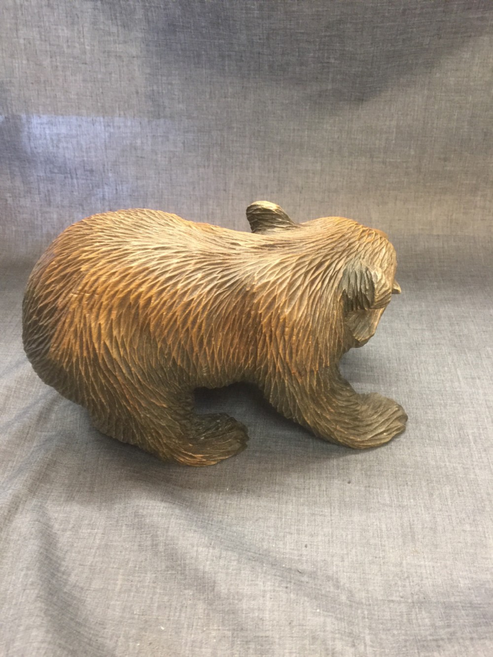 Nineteenth century Black Forest carved wooden bear View V
