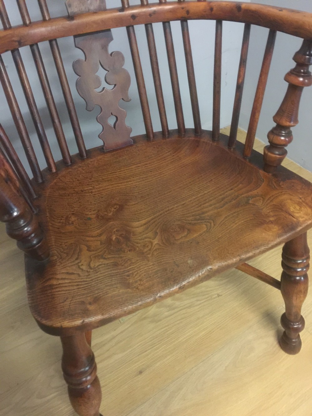 Nineteenth century yew Windsor chair with crinoline understretcher View IV