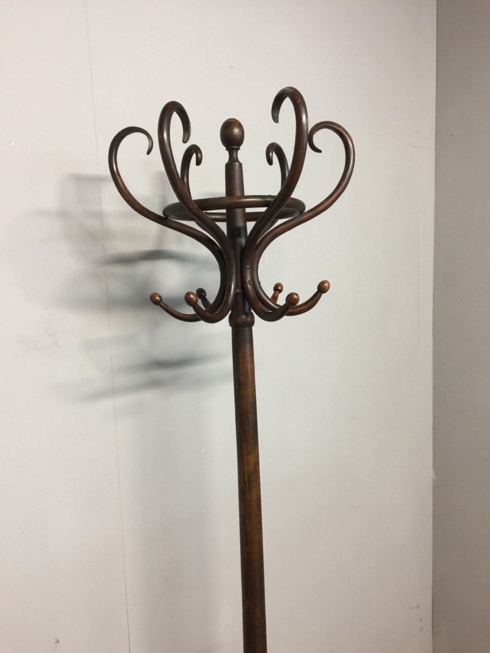Bentwood coat stand in great original condition View VII