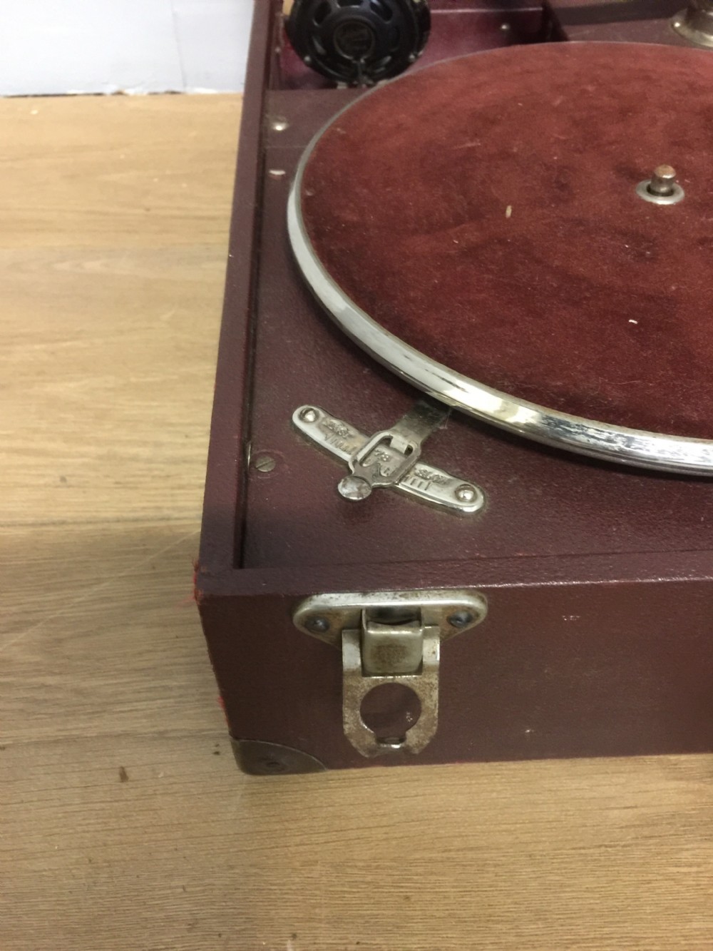 Savannah wind up gramophone circa 1930  View V