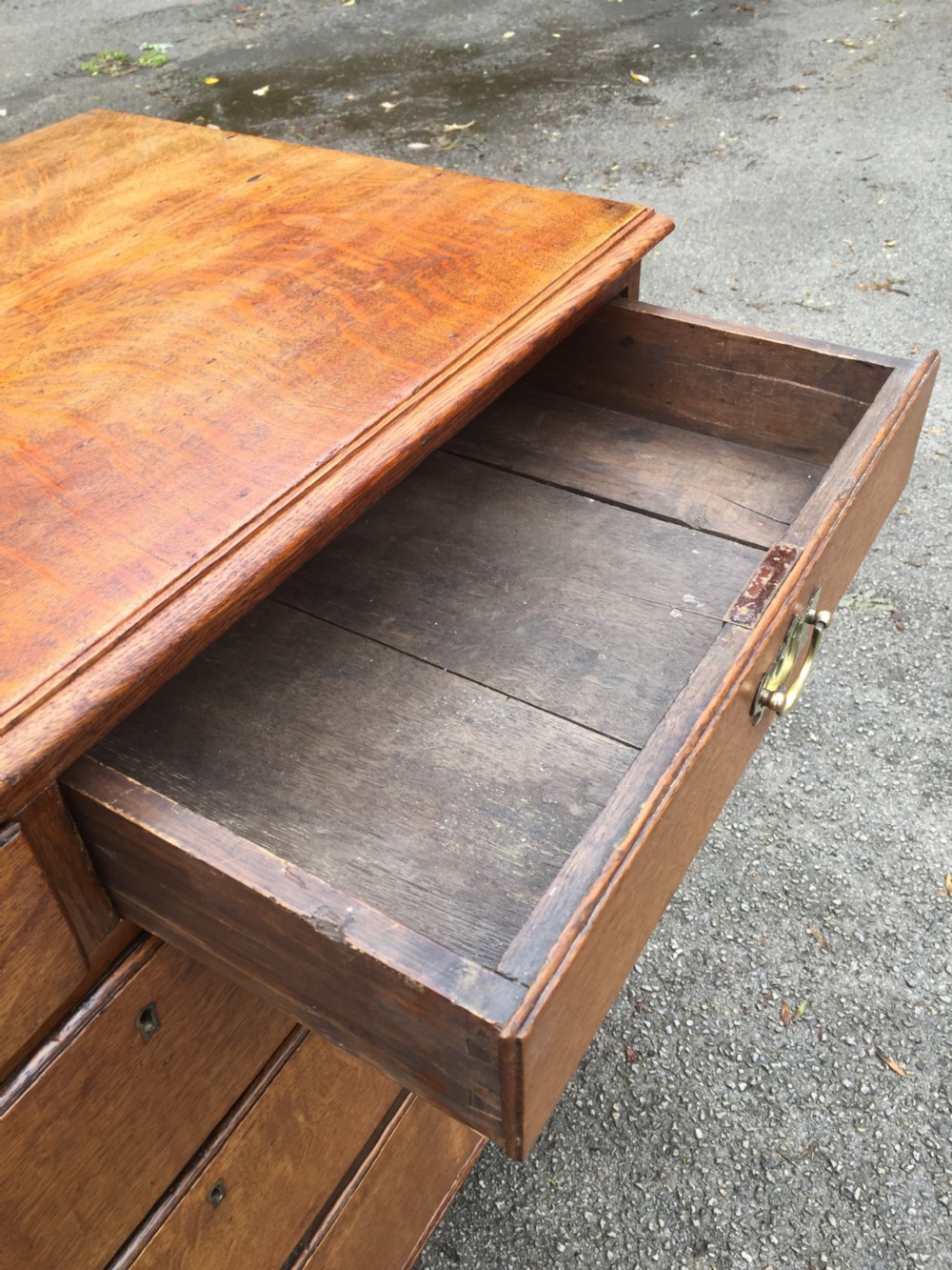 Late Georgian solid oak chest of drawers  View X