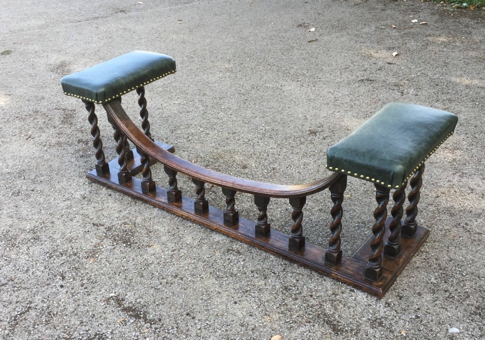Nineteenth century country house oak club fender 