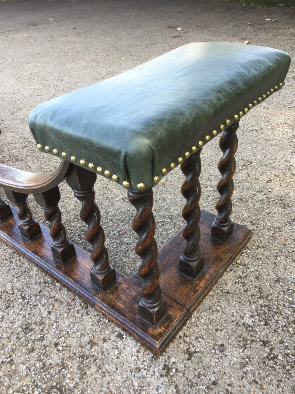 Nineteenth century country house oak club fender  View V