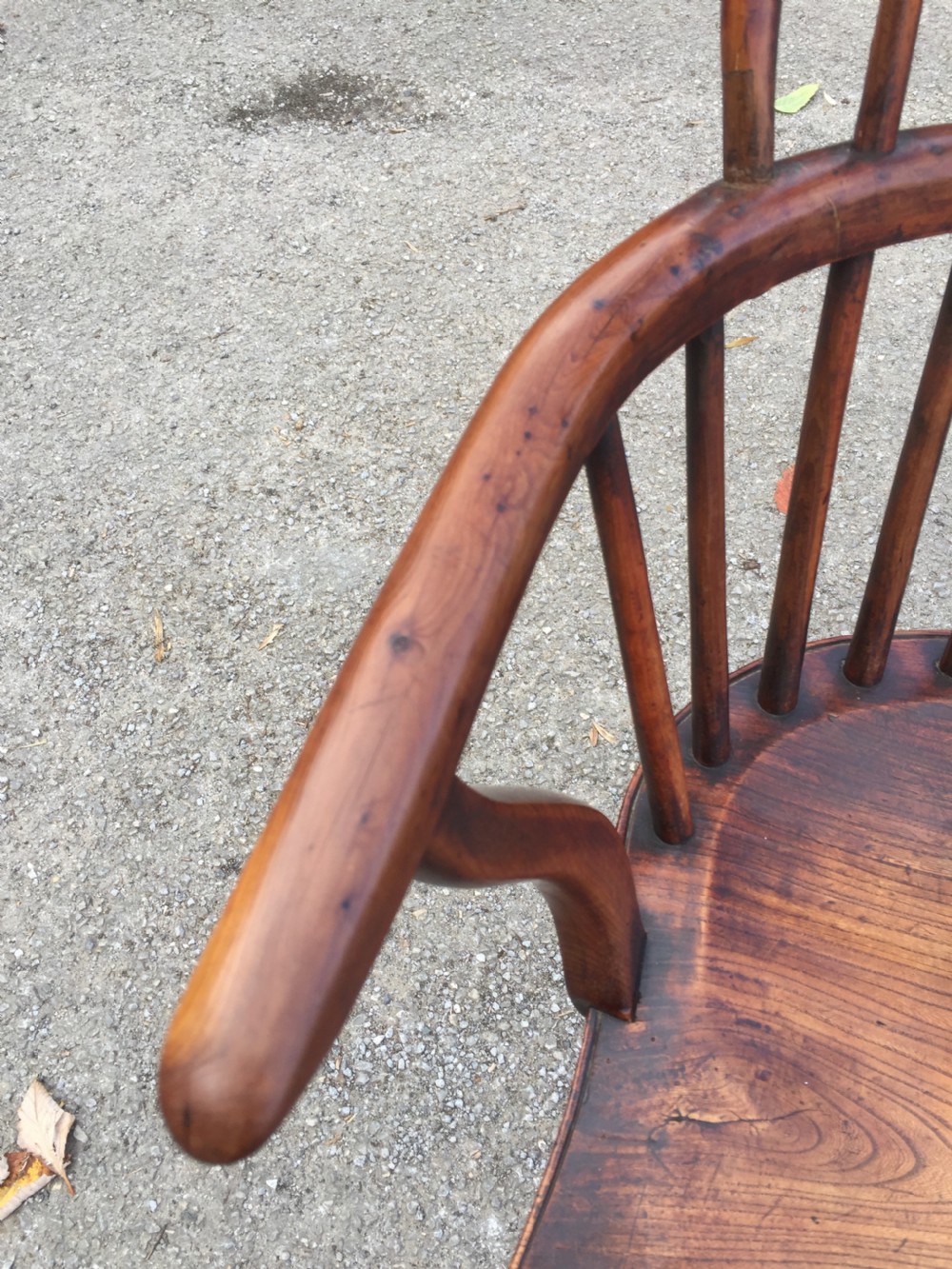 Set of Six Georgian Yew and elm Windsor Chairs  Circa 1820 View XVIII