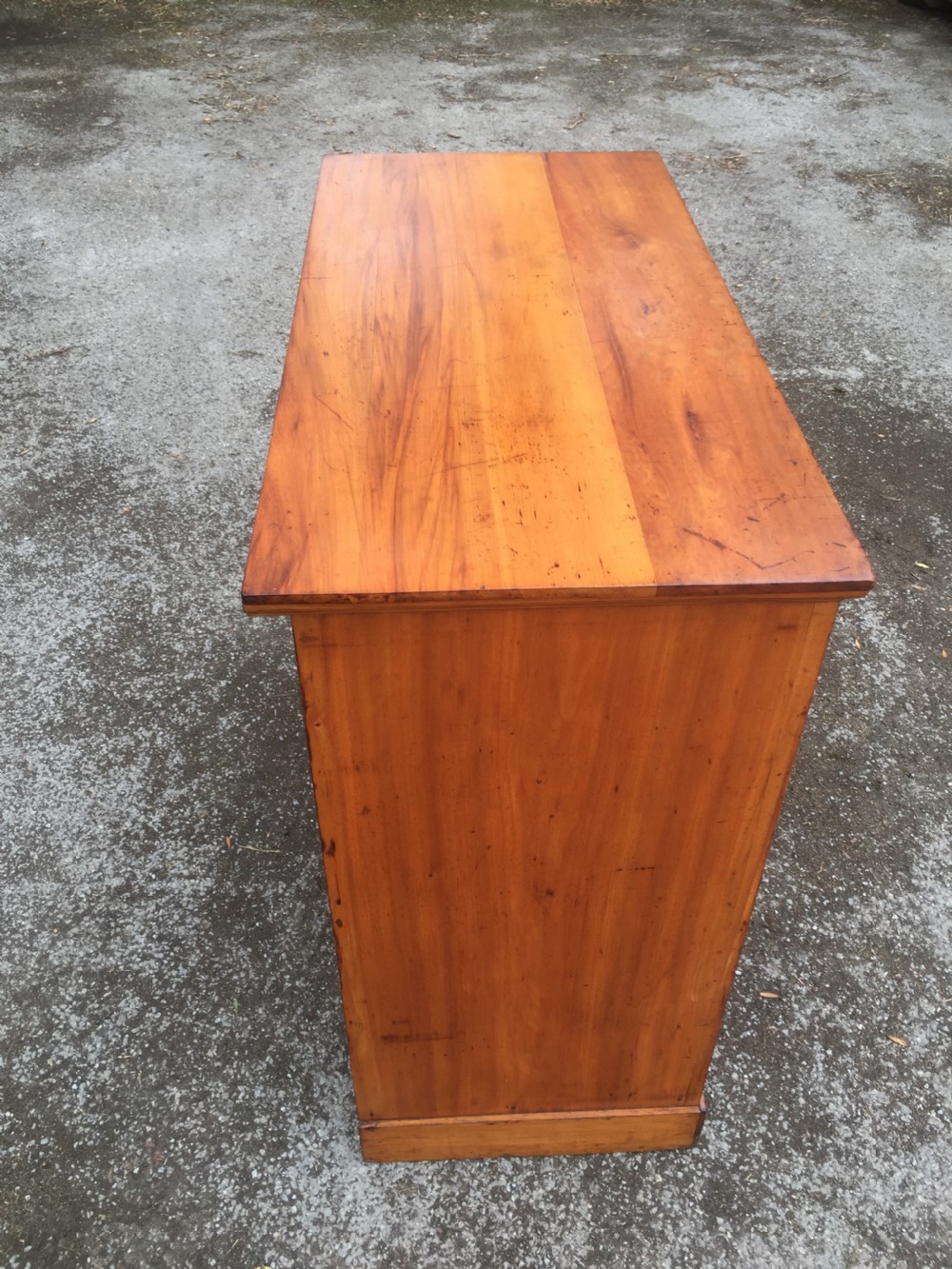Nineteenth century satin walnut chest of drawers  View X