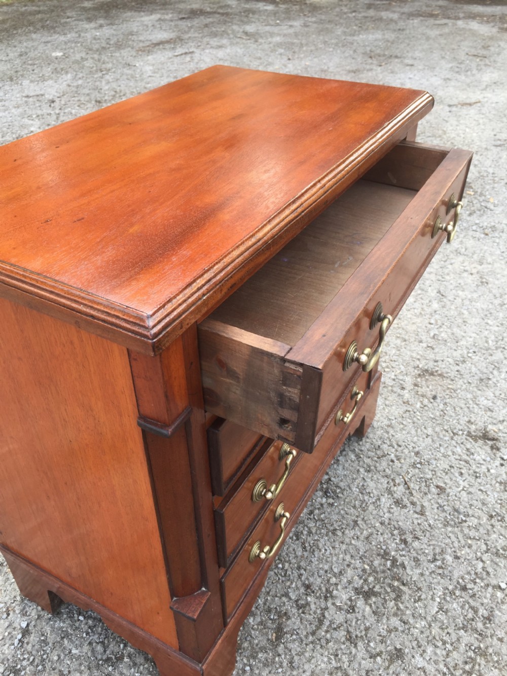 Half size walnut chest of drawers 52 cm high  View VII