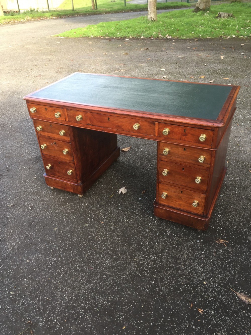 Nineteenth century mahogany twin pedestal desk