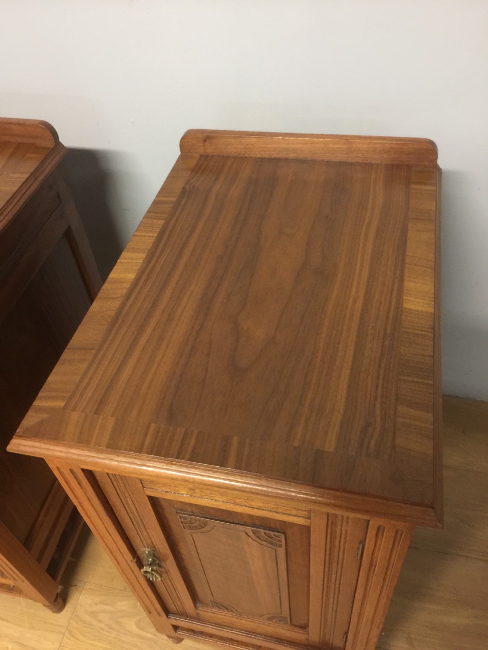 Edwardian pair of walnut bedside cabinets  View V