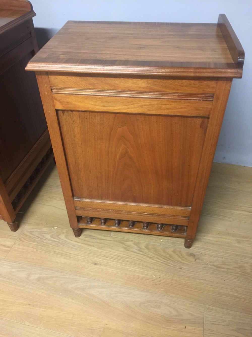 Edwardian pair of walnut bedside cabinets  View VII