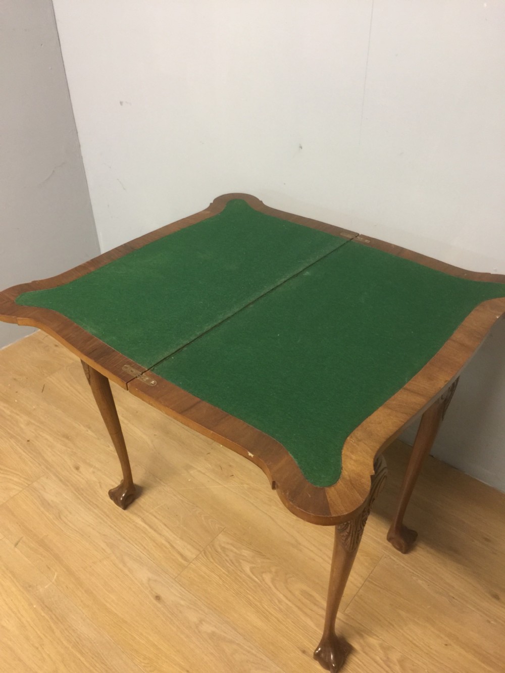 Burr walnut Queen Anne style card table  View VII