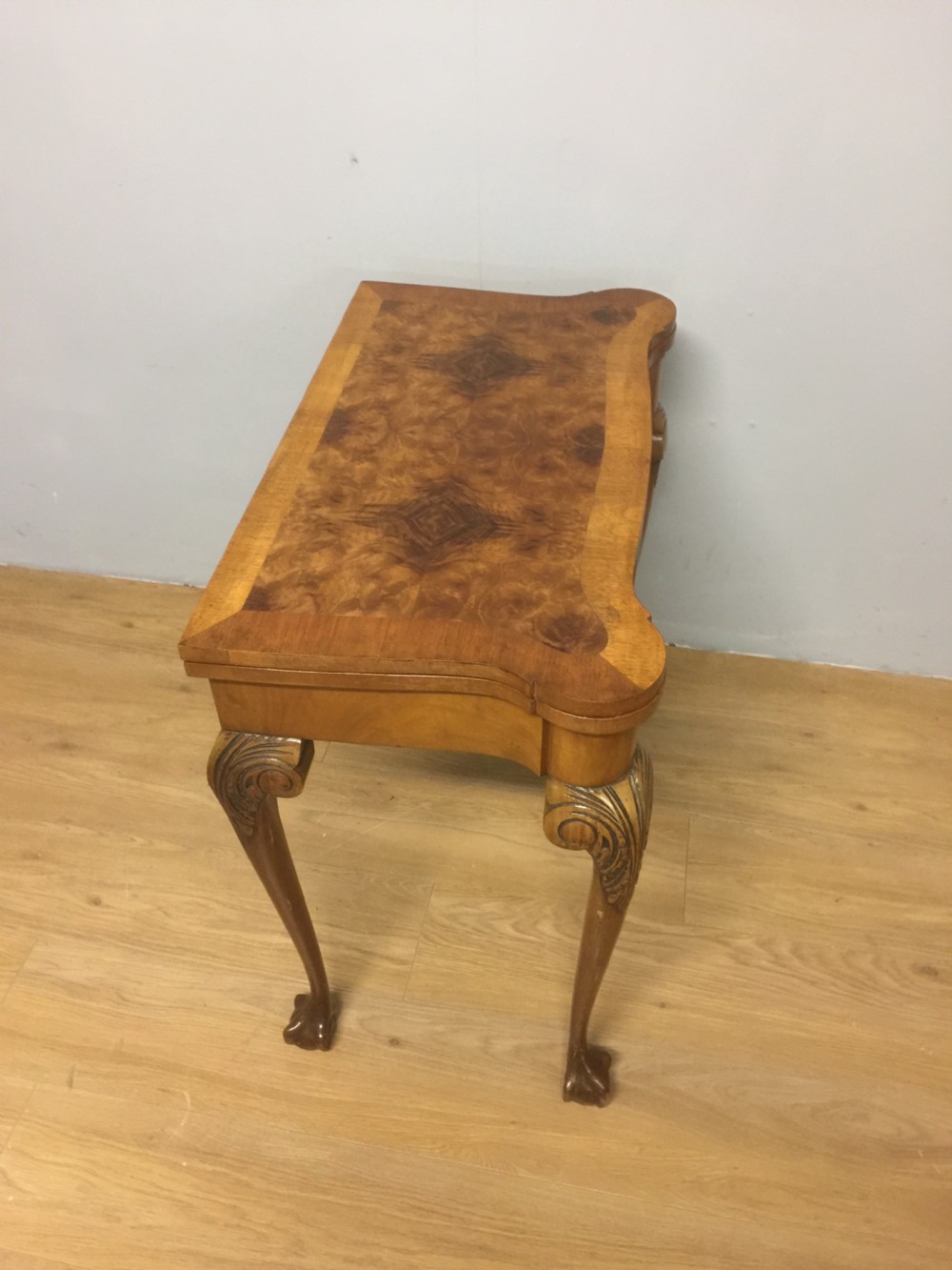 Burr walnut Queen Anne style card table  View XI