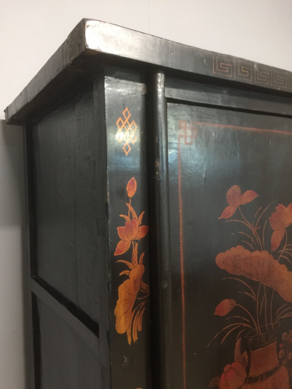 Black Chinese lacquer wedding cabinet from Hassop Hall Derbyshire  View VI