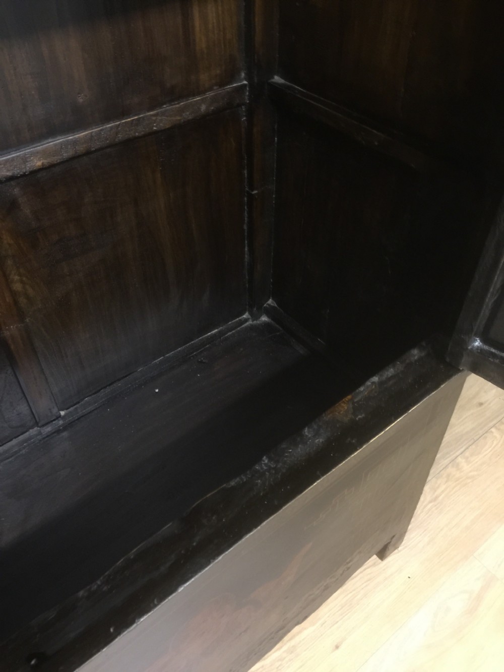Black Chinese lacquer wedding cabinet from Hassop Hall Derbyshire  View VIII