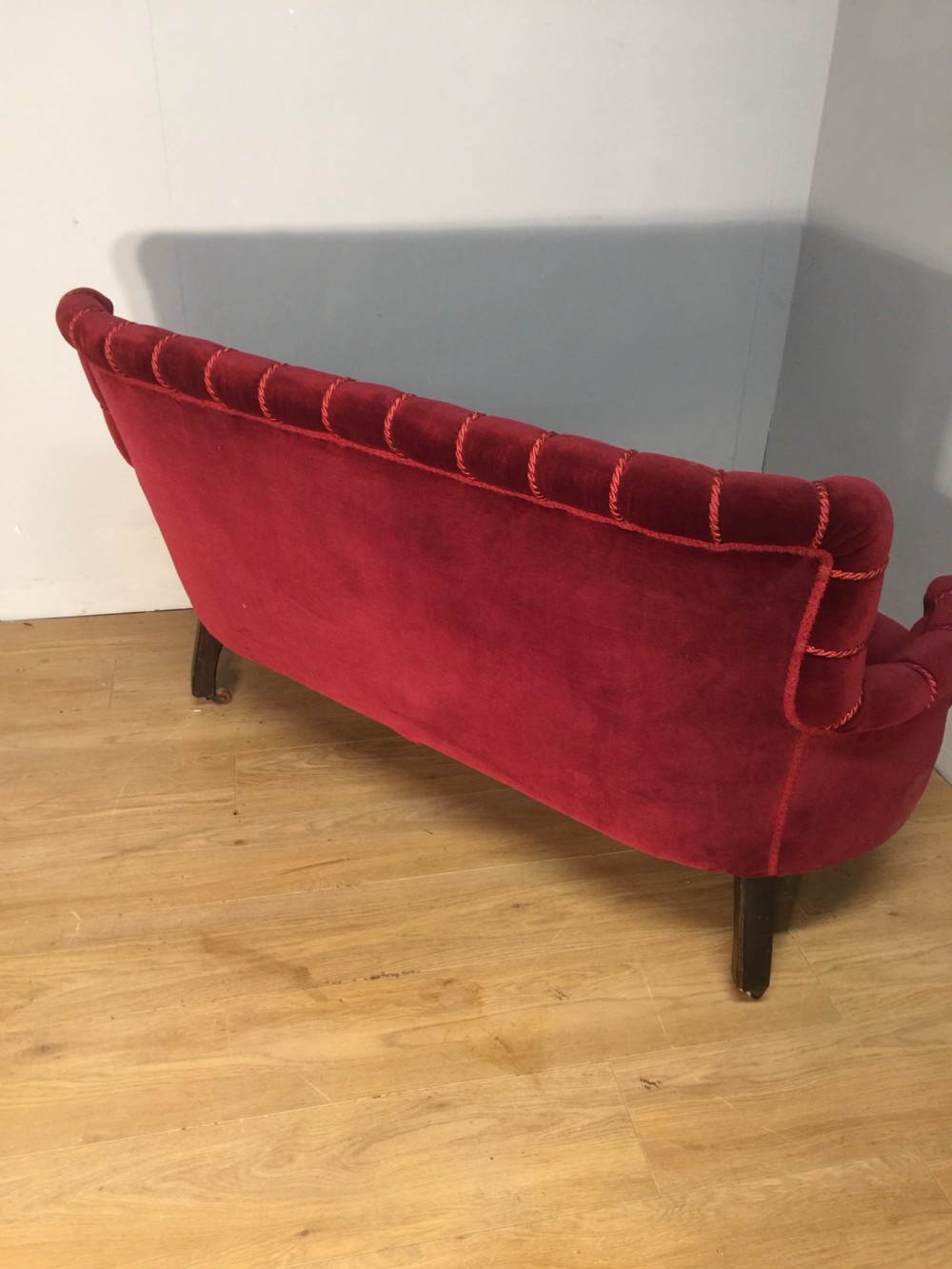 Nineteenth century two seater sofa in burgundy velvet  View X