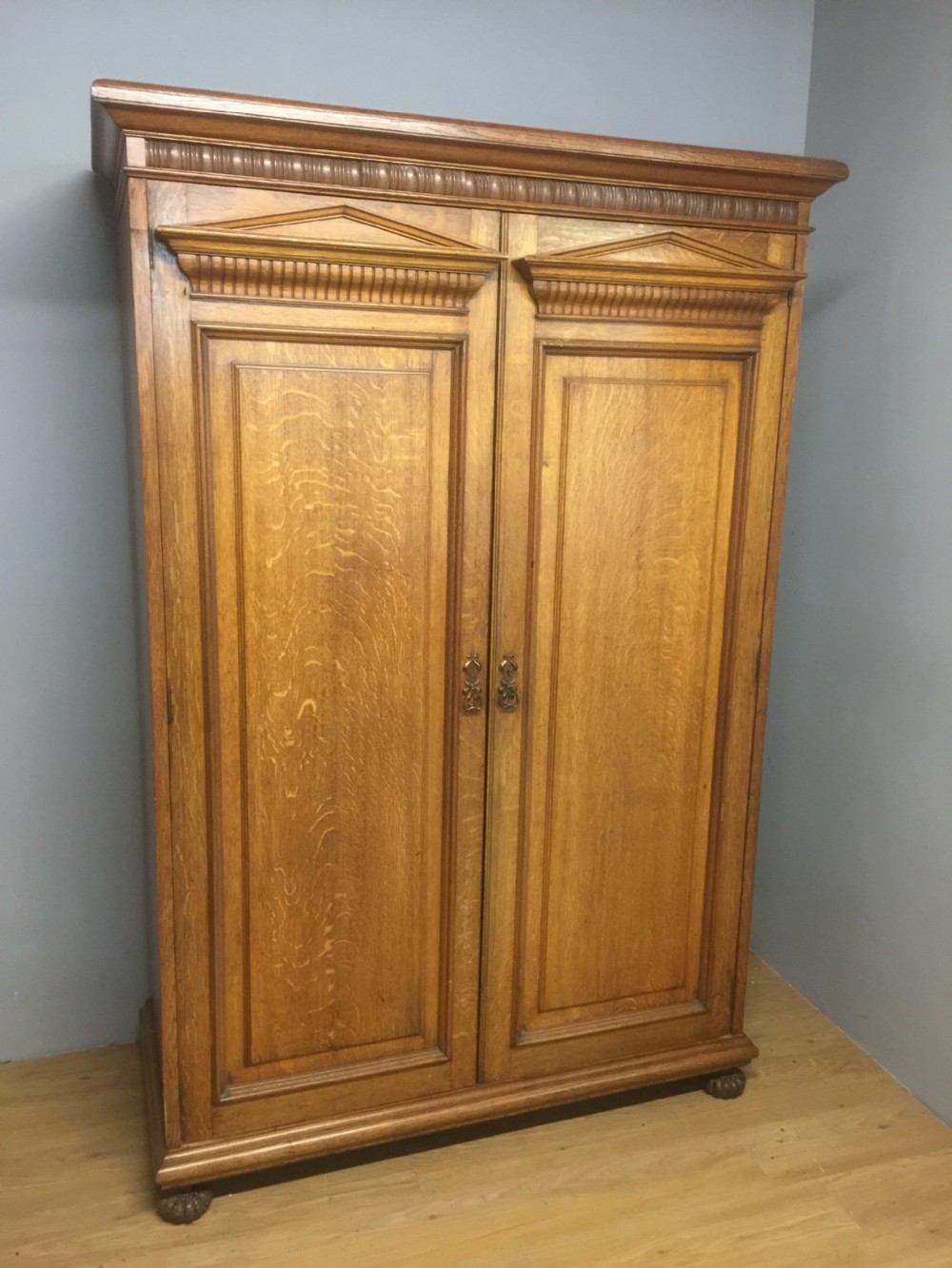 Nineteenth century golden oak  country house hall robe View II