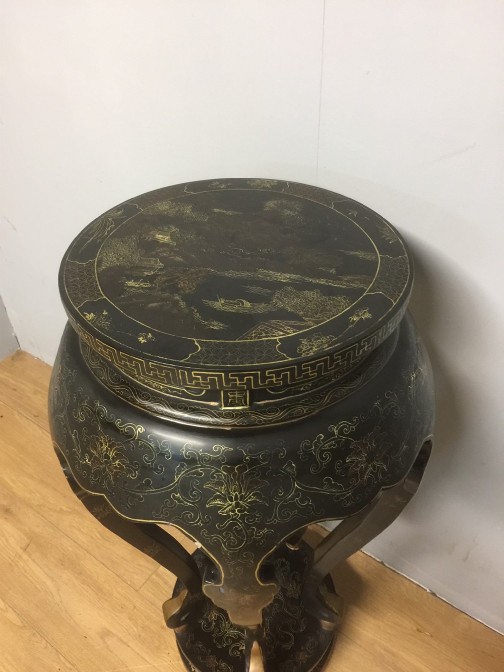 Chinoiserie black lacquer and gilt stand  View III