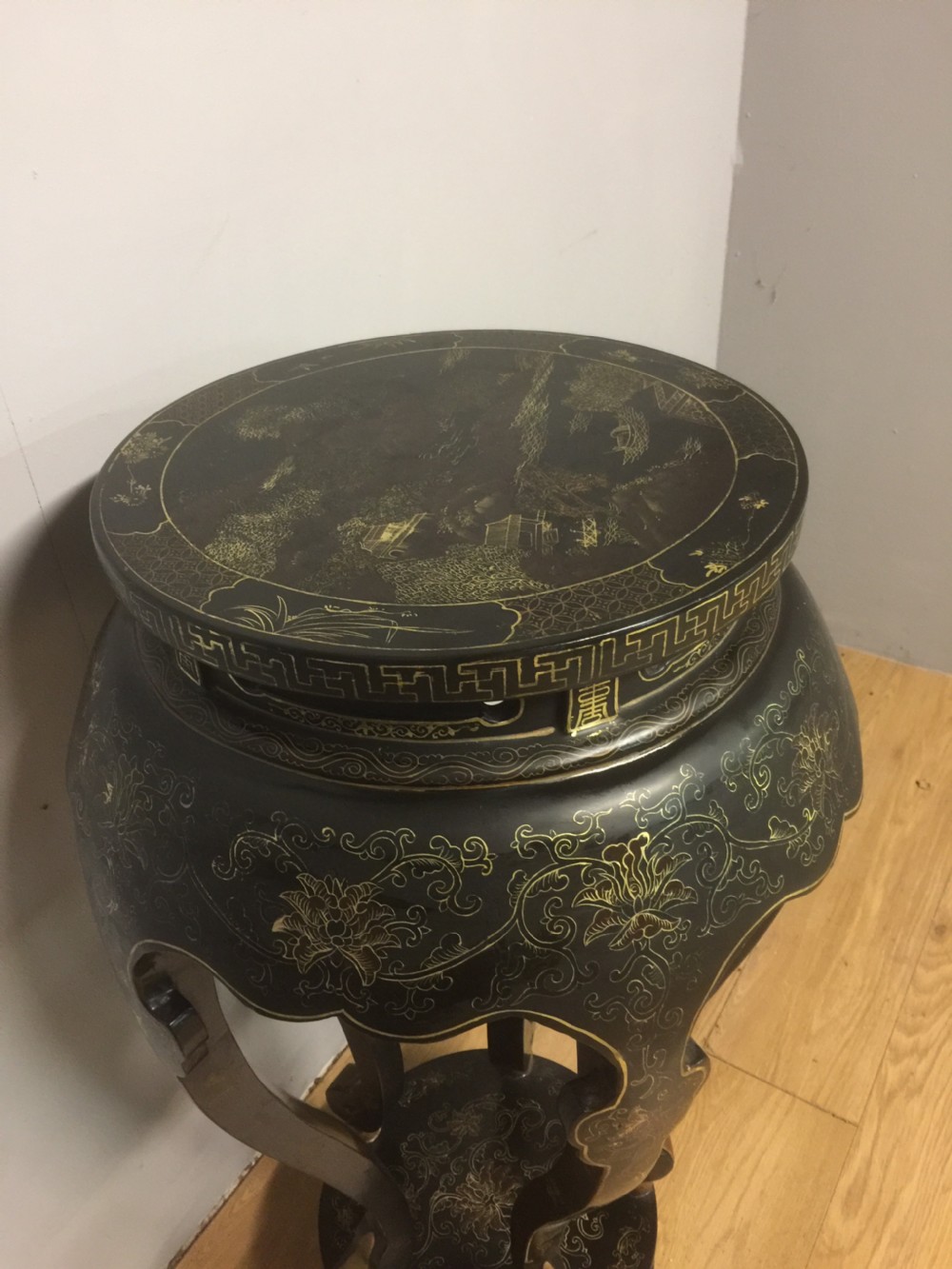 Chinoiserie black lacquer and gilt stand  View IV