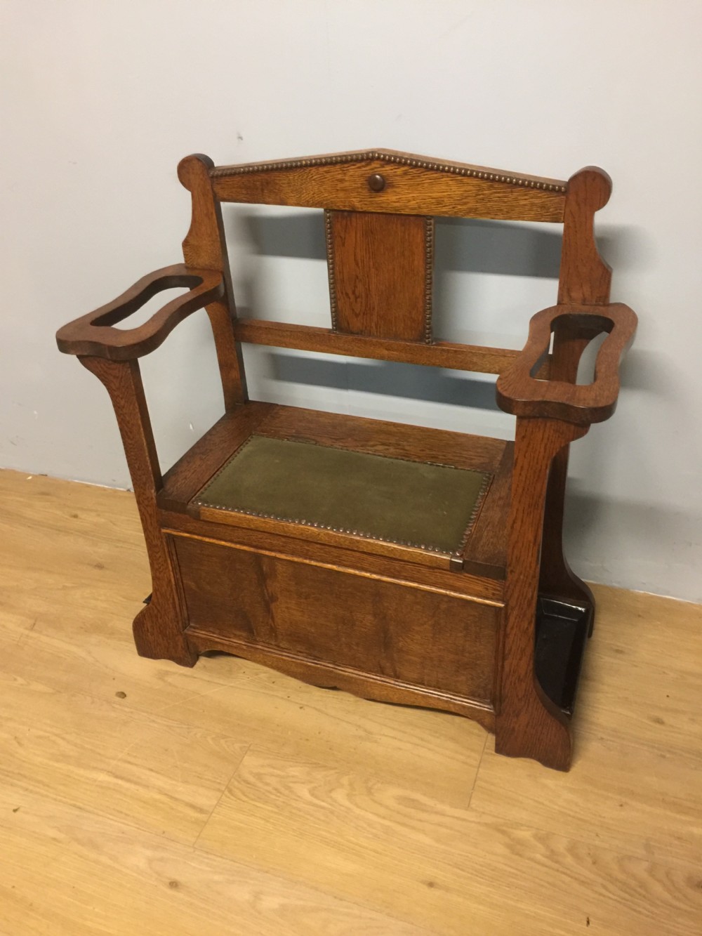 Arts and crafts golden oak hall bench 