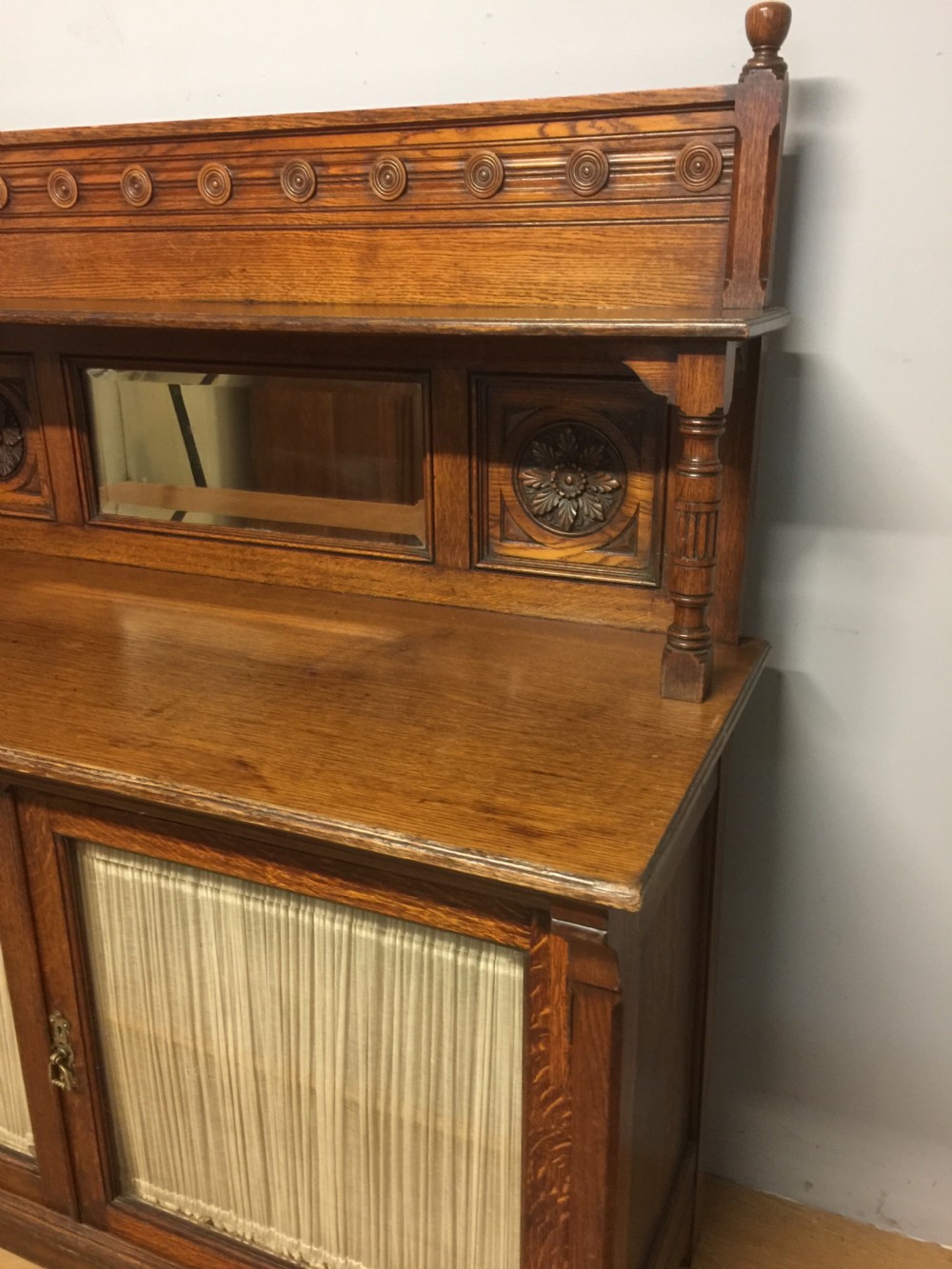 Arts and crafts golden oak chiffonier by Christopher Pratt of Leeds  View II