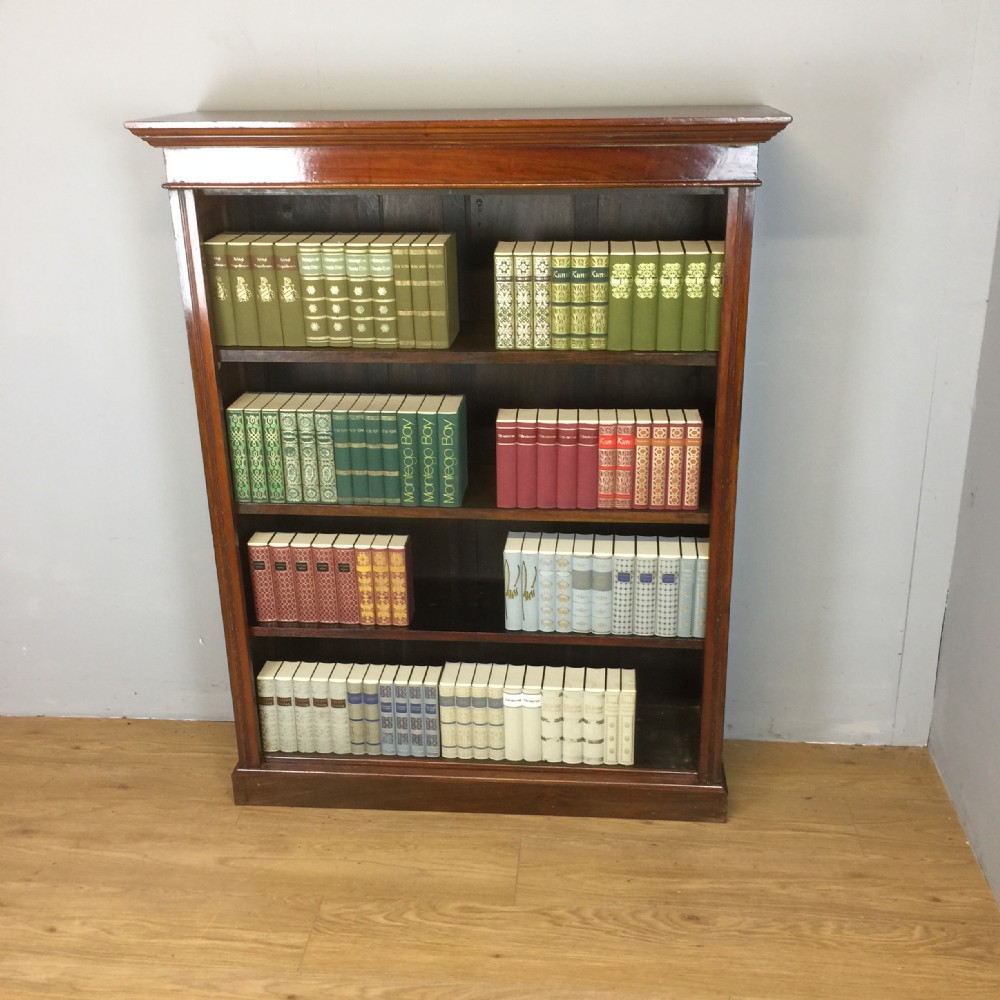 Nineteenth century freestanding walnut open bookshelves 
