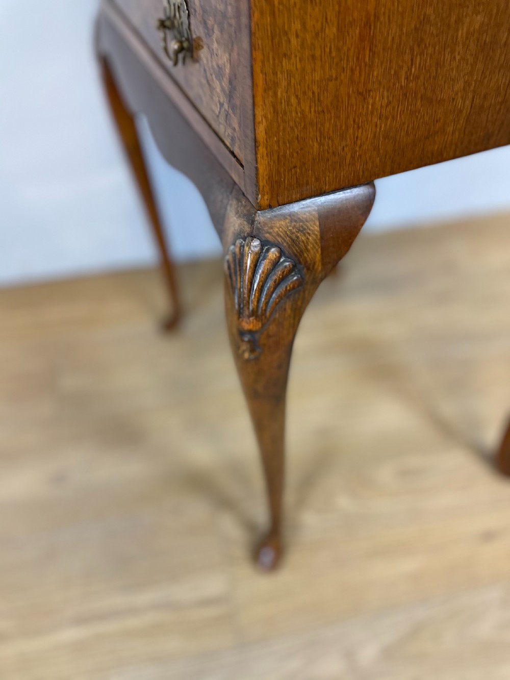 Small Queen Anne style walnut bureau c 1920 View IX
