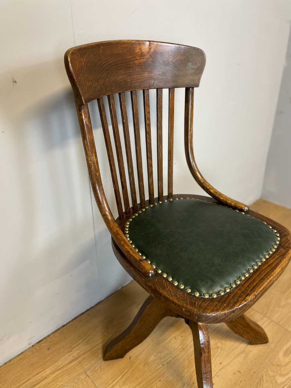 Nineteenth century solid oak revolving desk chair in green leather  View VII
