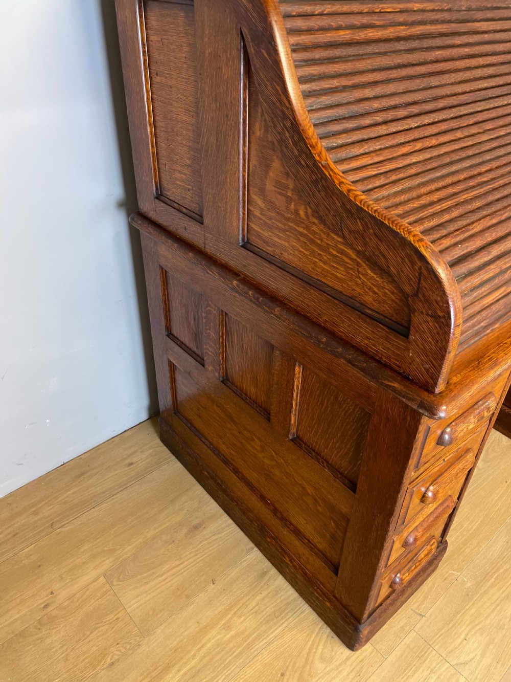 Solid oak roll top desk circa 1900 View II