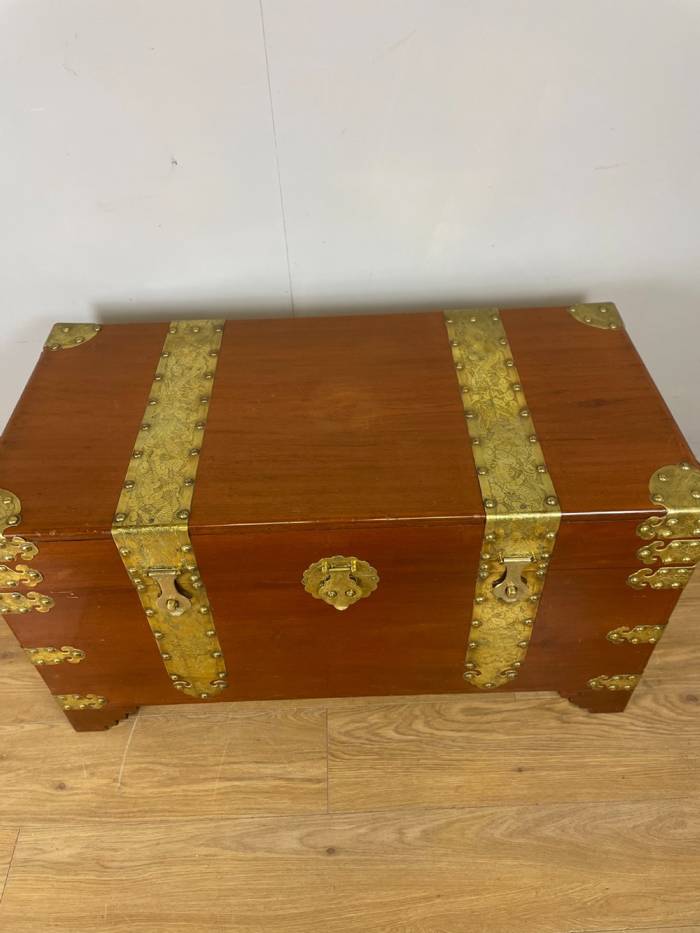 Chinese camphor wood chest with brass fittings  View IV