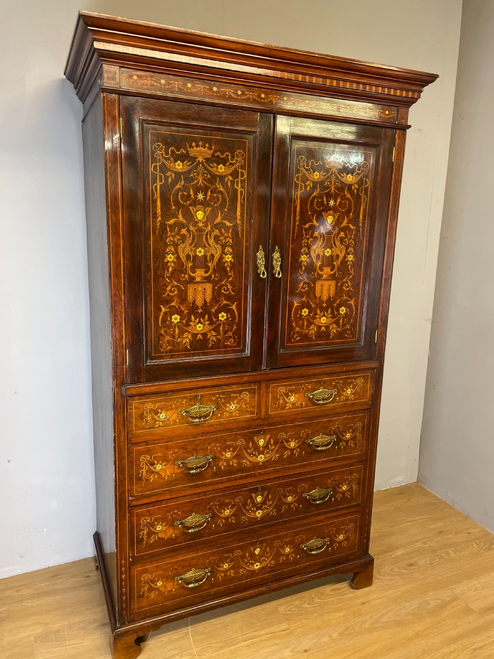 Nineteenth century inlaid rosewood clothes press View XII