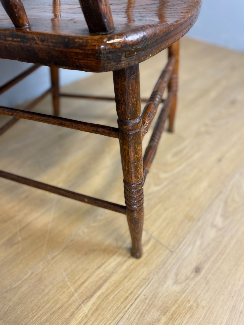 Late nineteenth century small oak Windsor chair  View VI