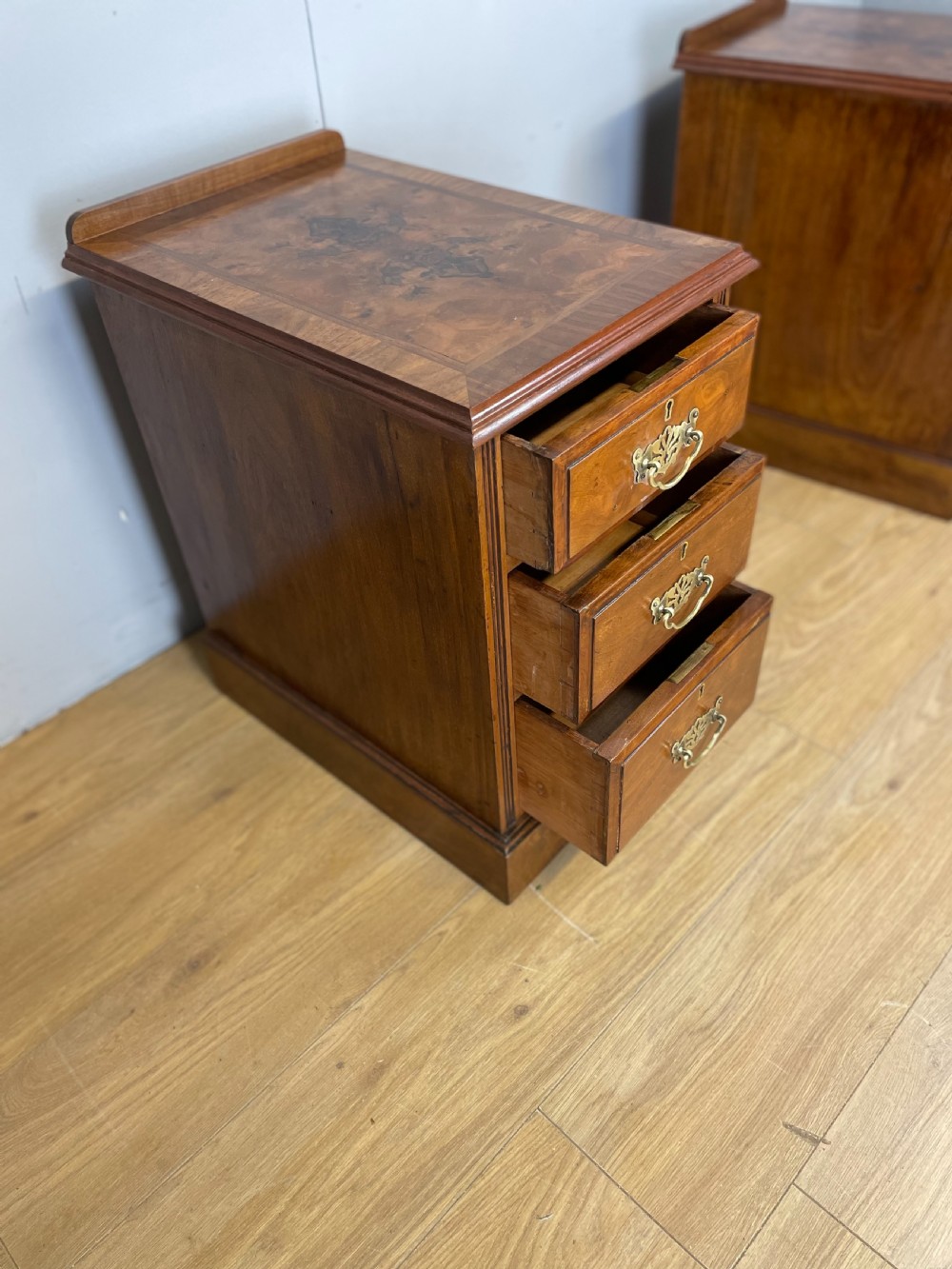 Pair of burr walnut late nineteenth century bedside cabinets  View VII