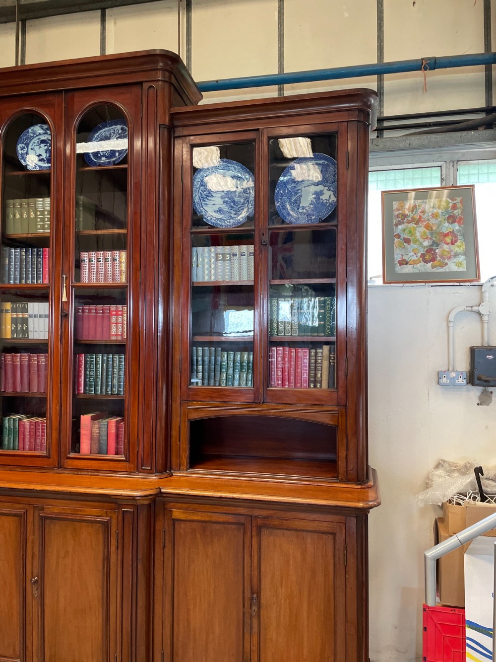 Large country house mahogany breakfront bookcase by Richardson of Leeds  View V