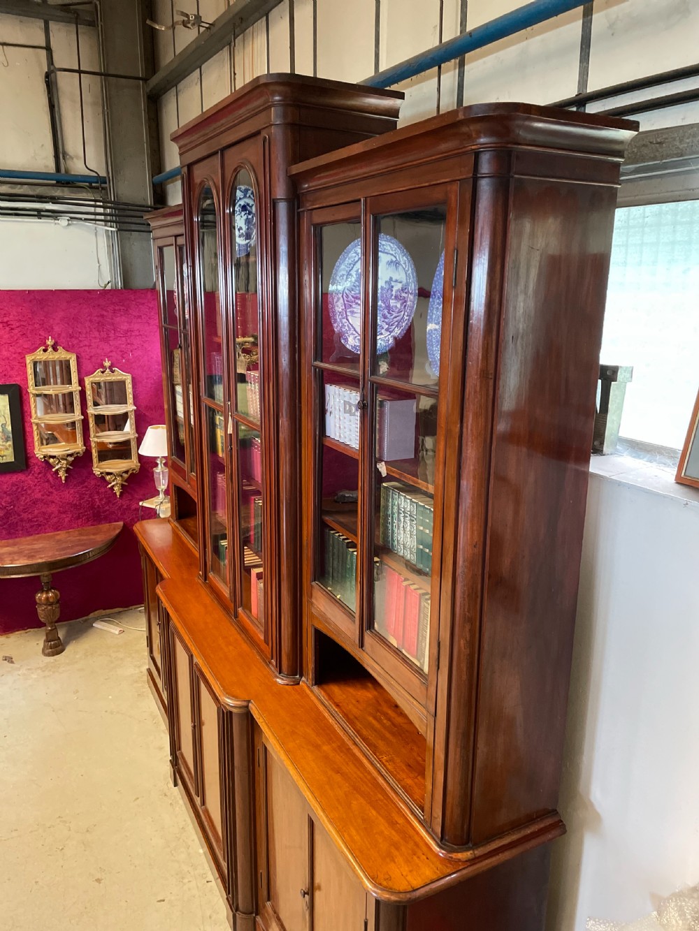 Large country house mahogany breakfront bookcase by Richardson of Leeds  View IX