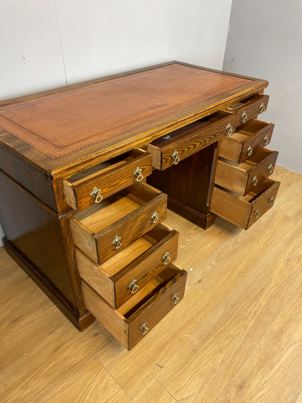Nineteenth century gothic style desk in solid ash  View IX