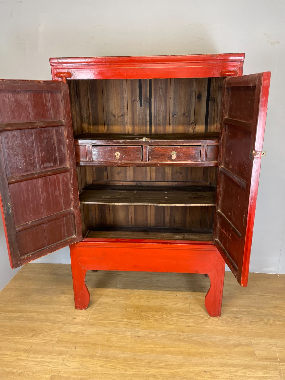 Late nineteenth century Red lacquer Chinese wedding cabinet  View VII