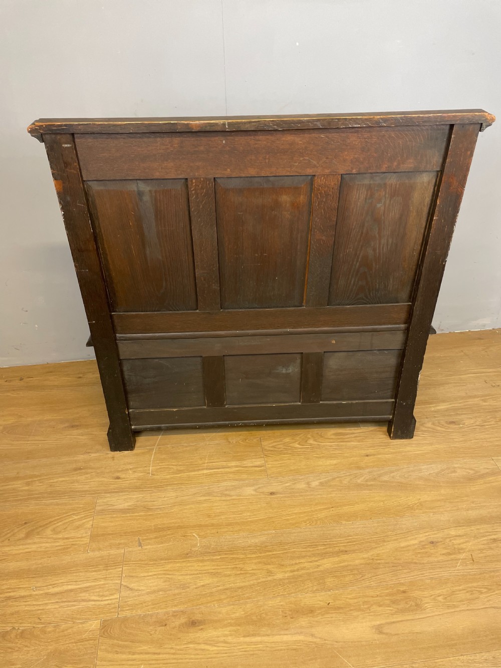 Nineteenth century carved oak settle View IX