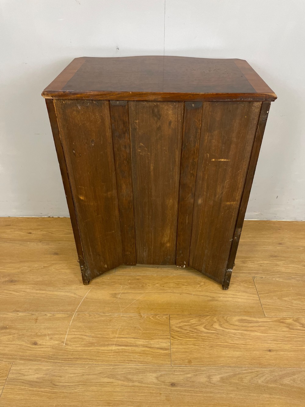 Small serpentine fronted burr walnut chest of drawers  View XI