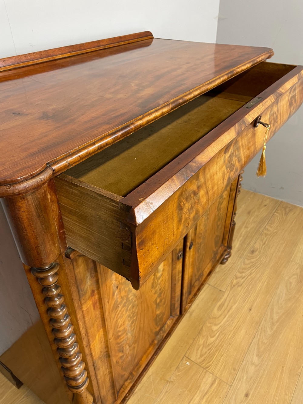 Nineteenth century Biedermeier flame mahogany side cabinet  View VIII
