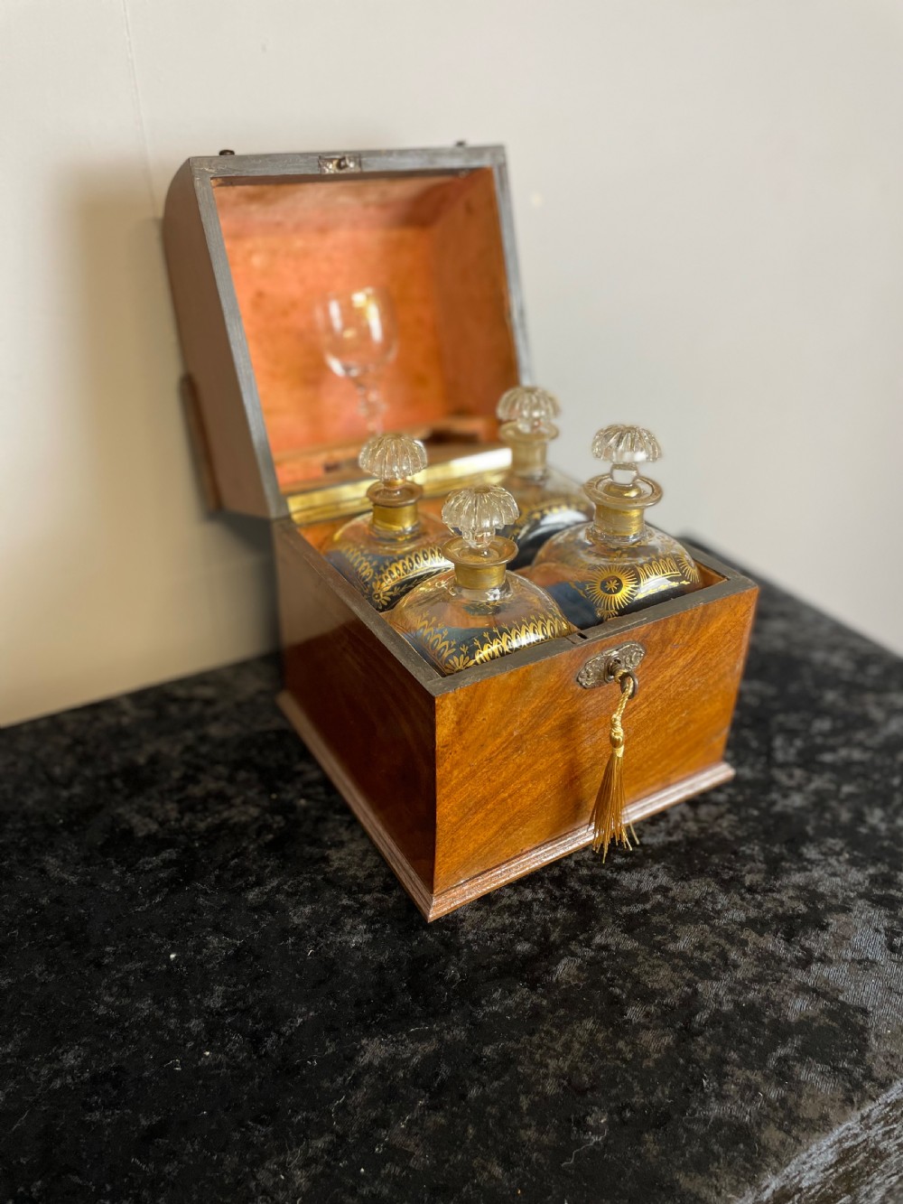 Georgian walnut decanter box fully complete 