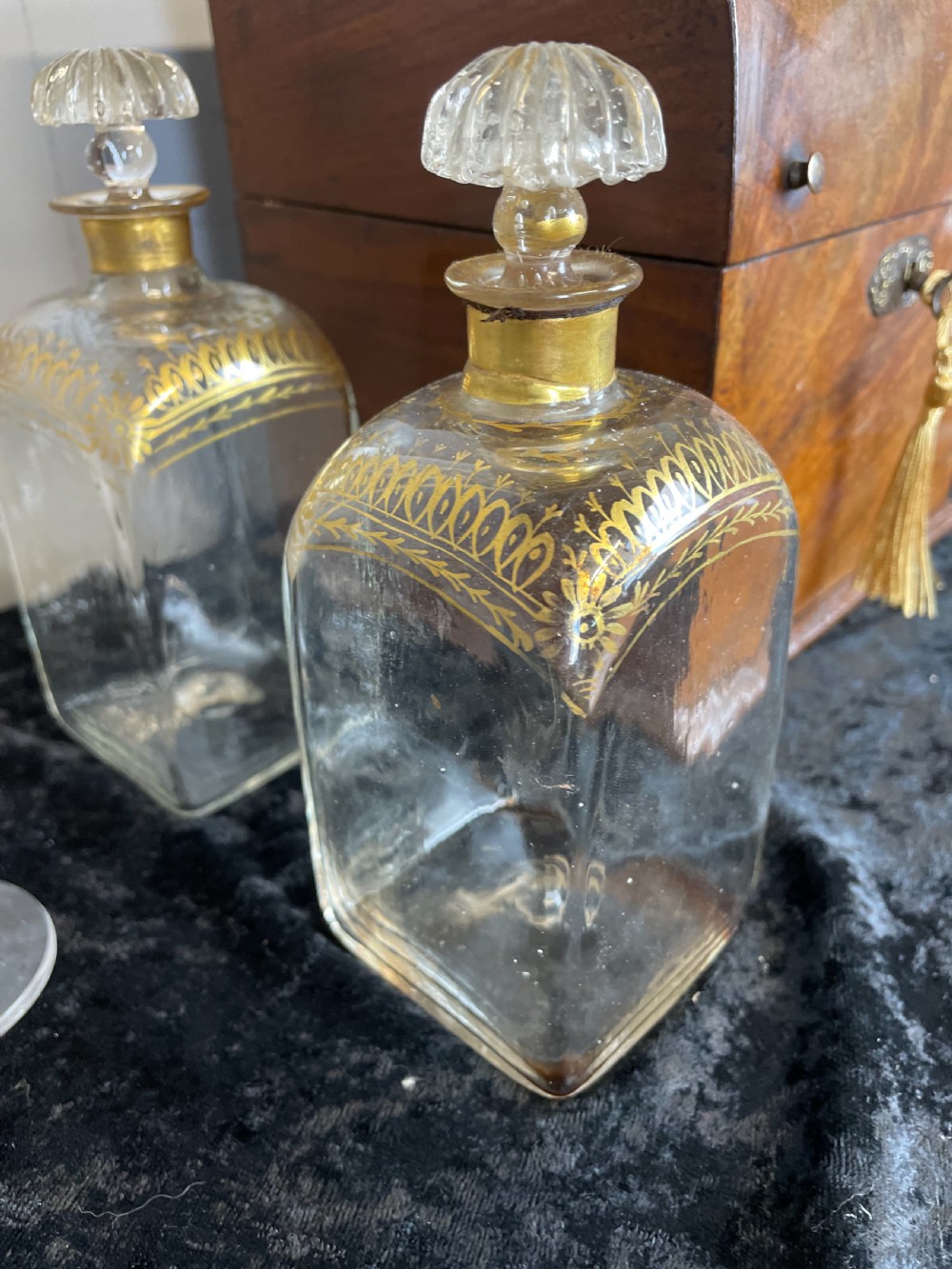 Georgian walnut decanter box fully complete  View VIII