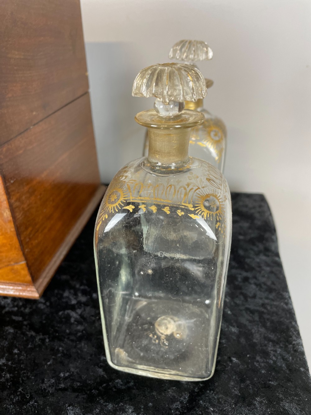 Georgian walnut decanter box fully complete  View IX