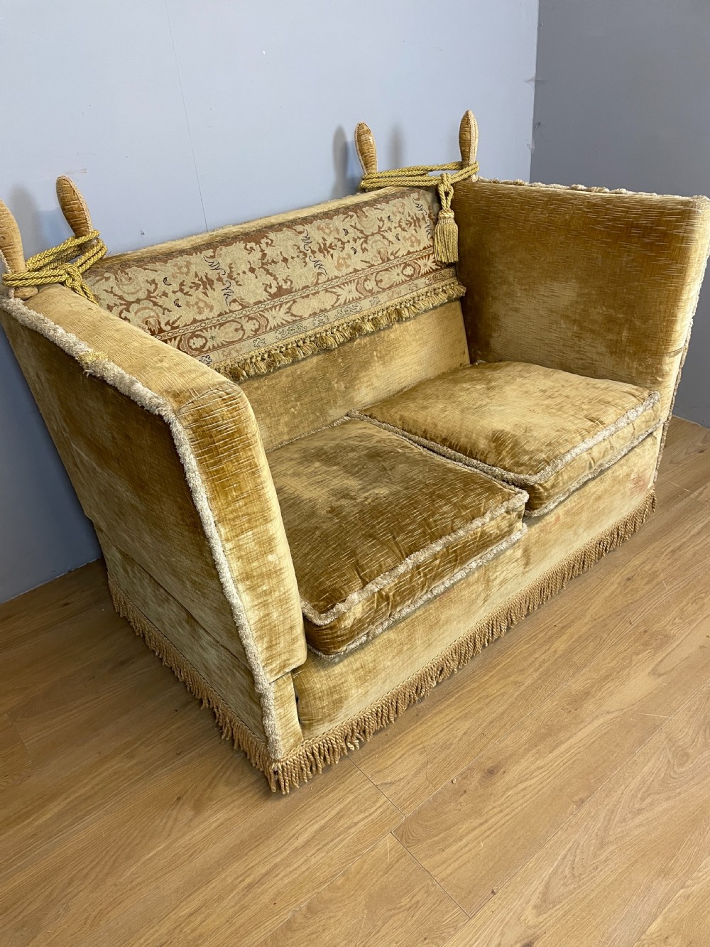 Country House Knole sofa circa 1900 View II