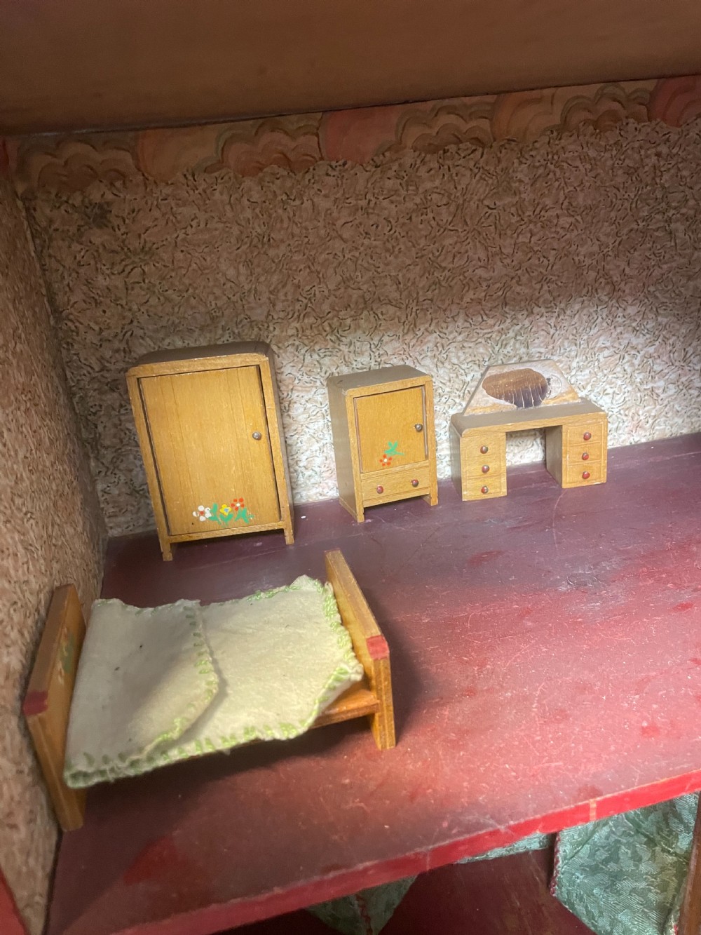 Naive early 20th century corner dolls house View X